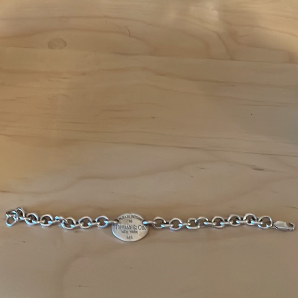 Tiffany’s & Co bracelet. (please  return to Tiffany’s)